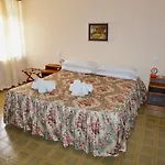 Hotel Diana